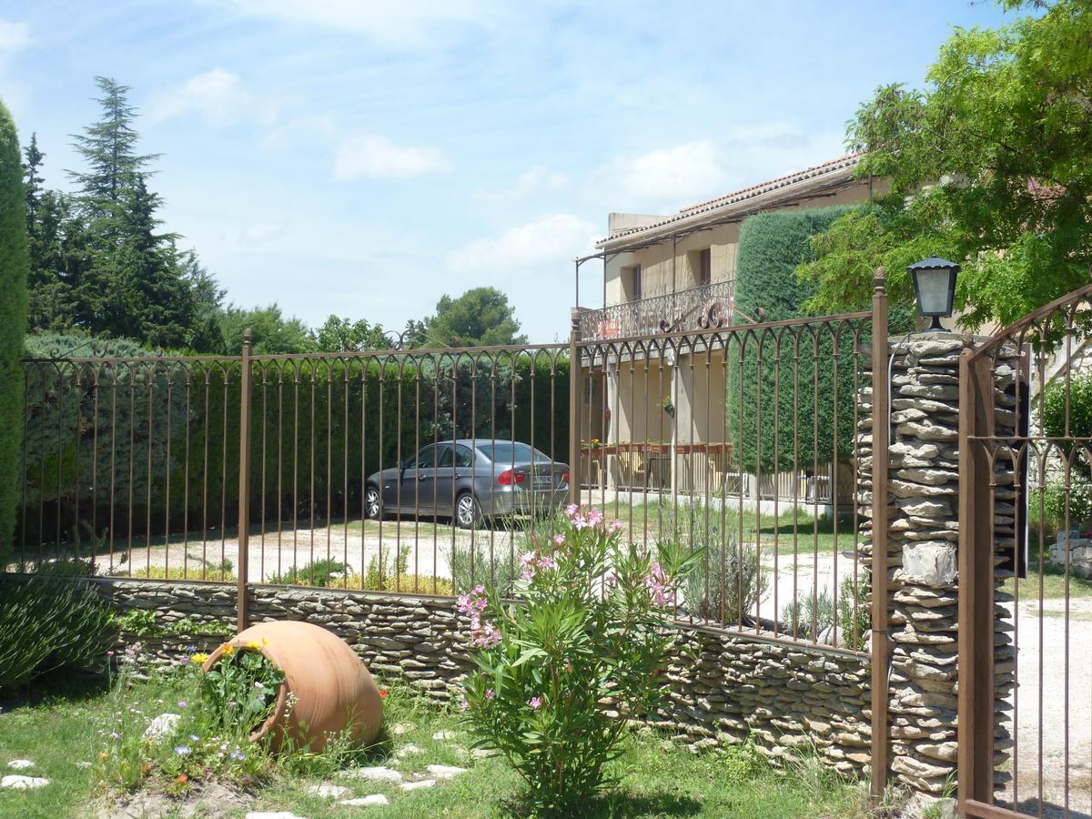 Hotel Font De Lauro Saumane-de-Vaucluse Exterior foto